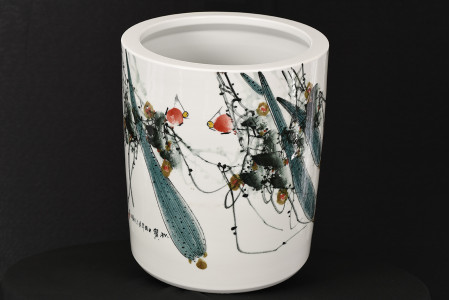 Large Porceleian Hand Made Vase