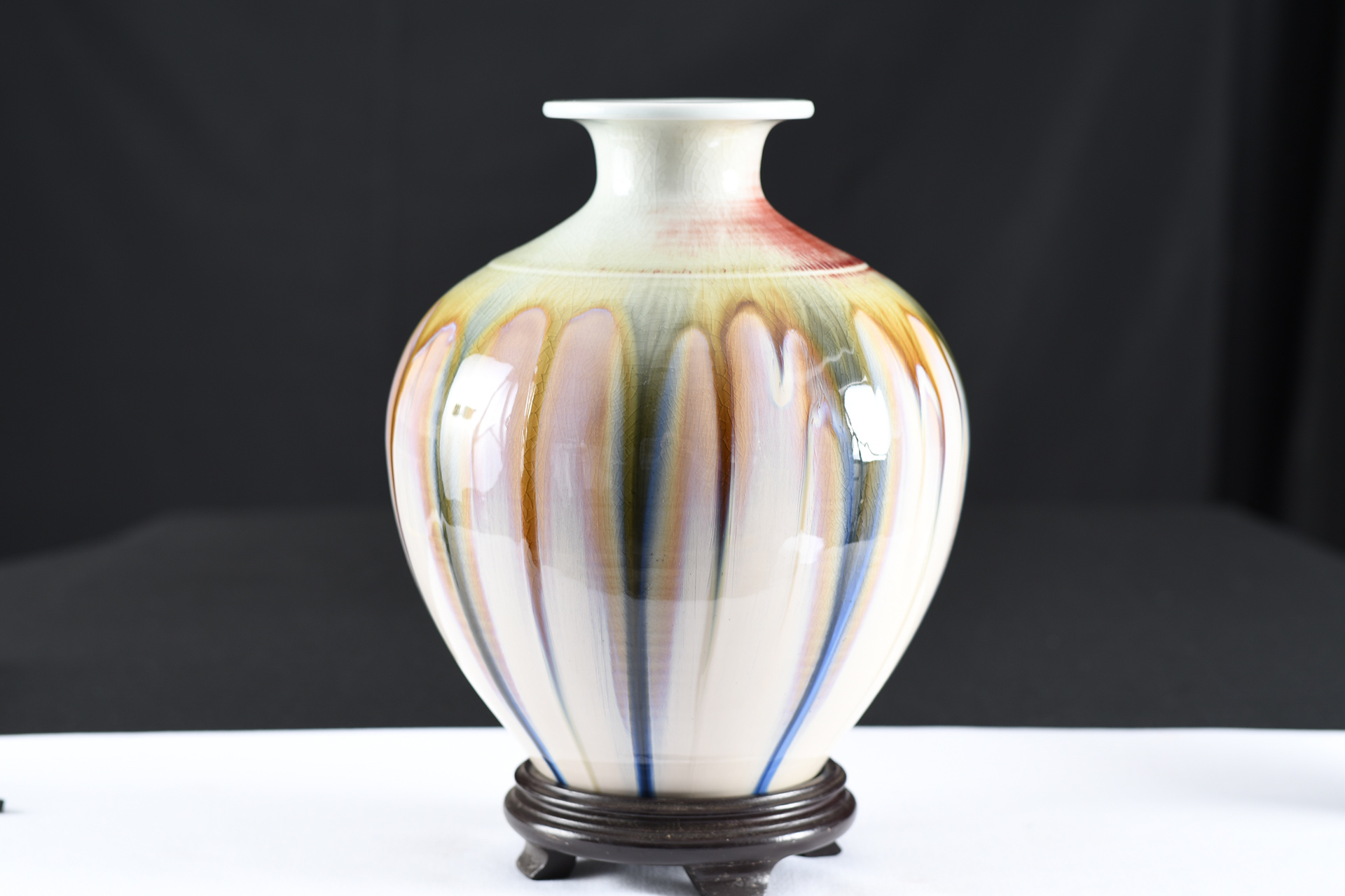 Chinese Porcelain Handmade Art Vase
