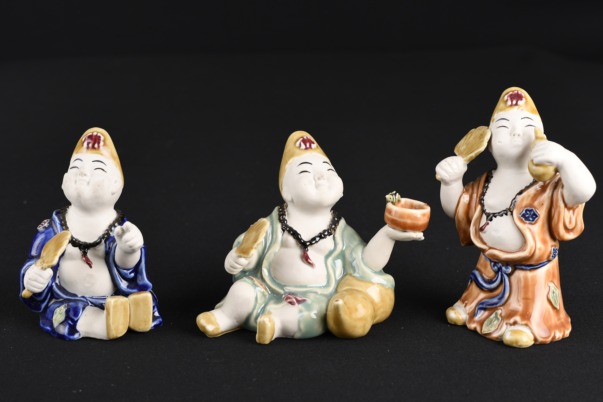 Set of 3 Porcelain Chinese Figures.