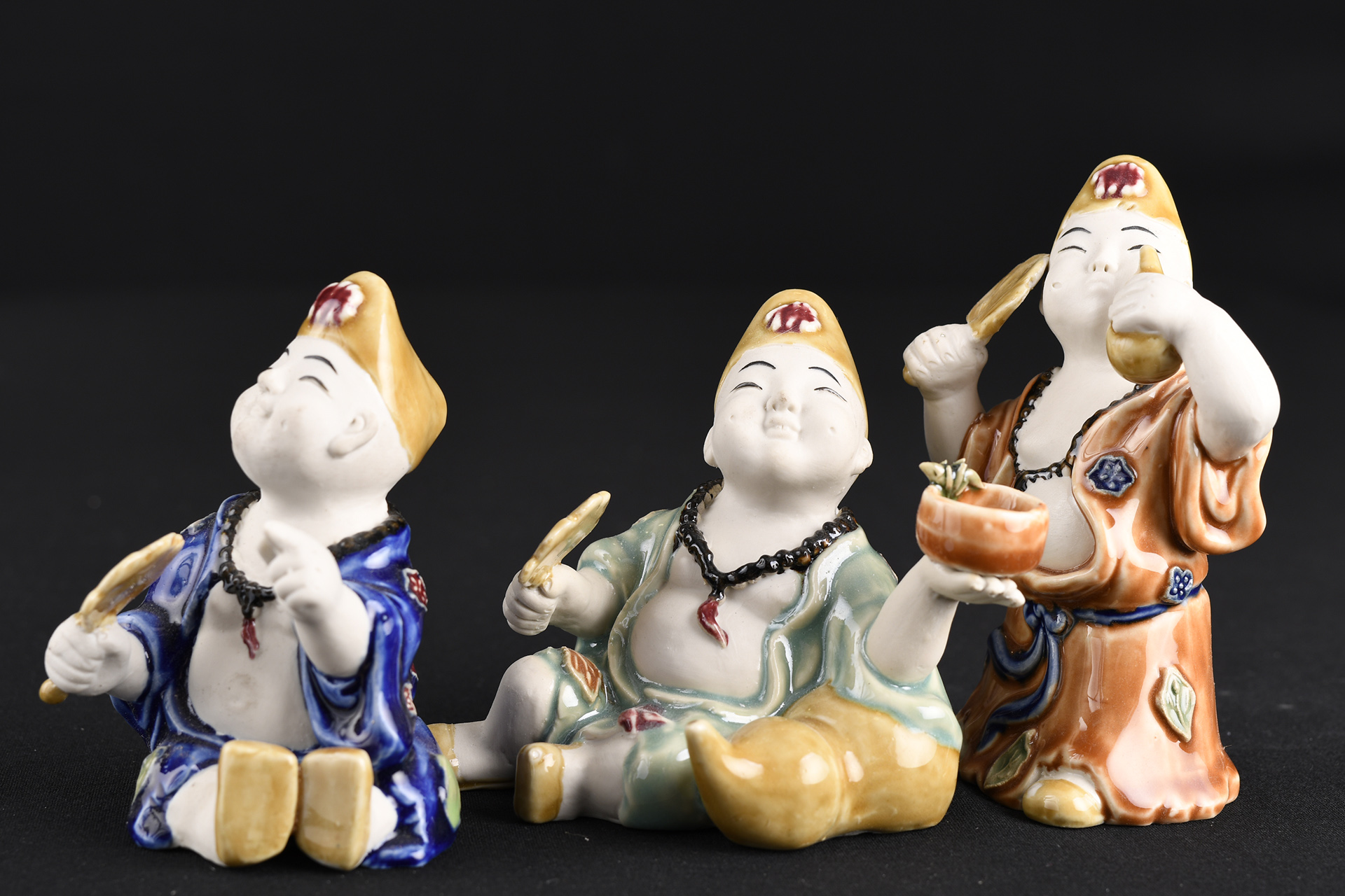 Set of 3 Porcelain Chinese Figures.