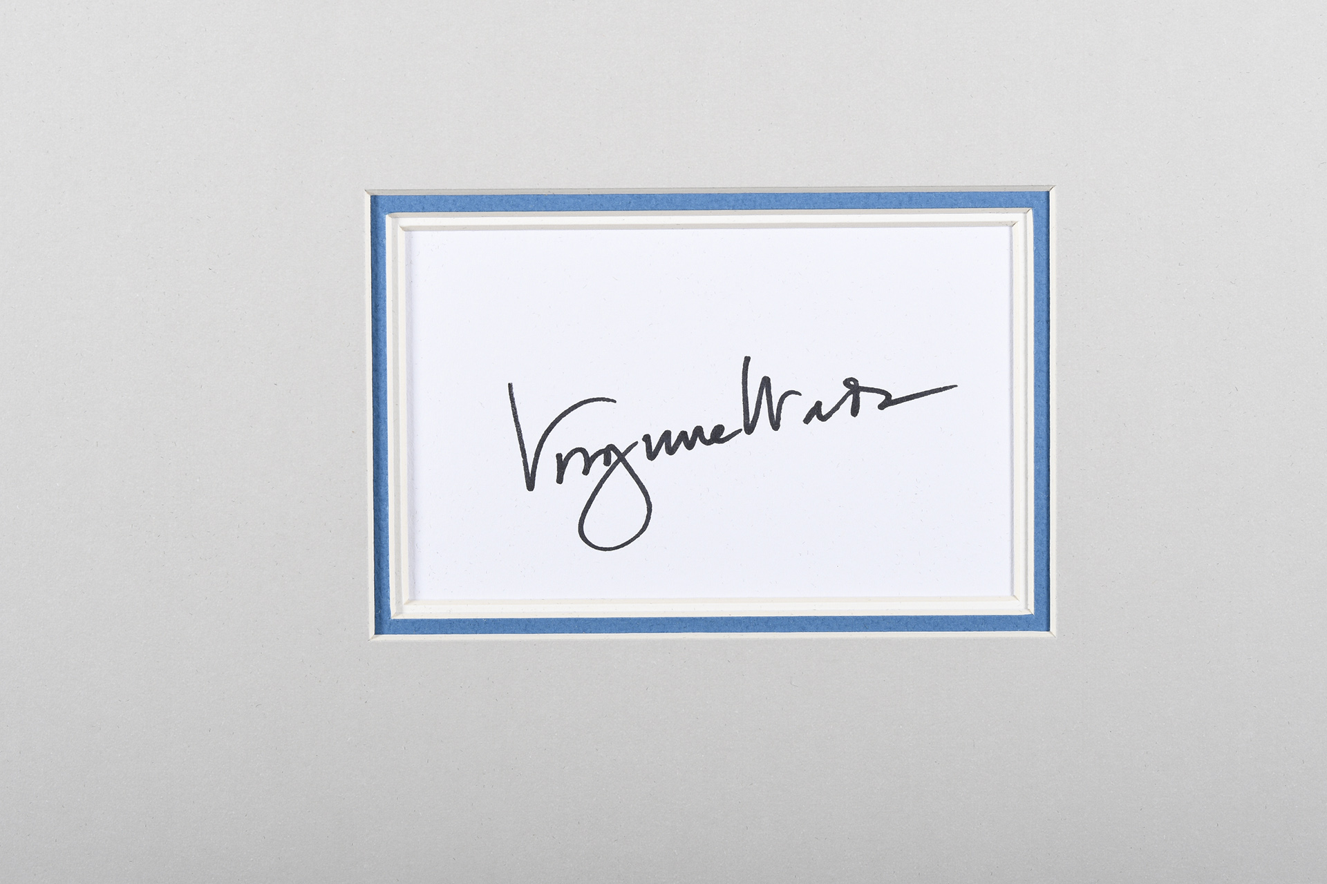 Virginia Wade Original Signature in Presentation