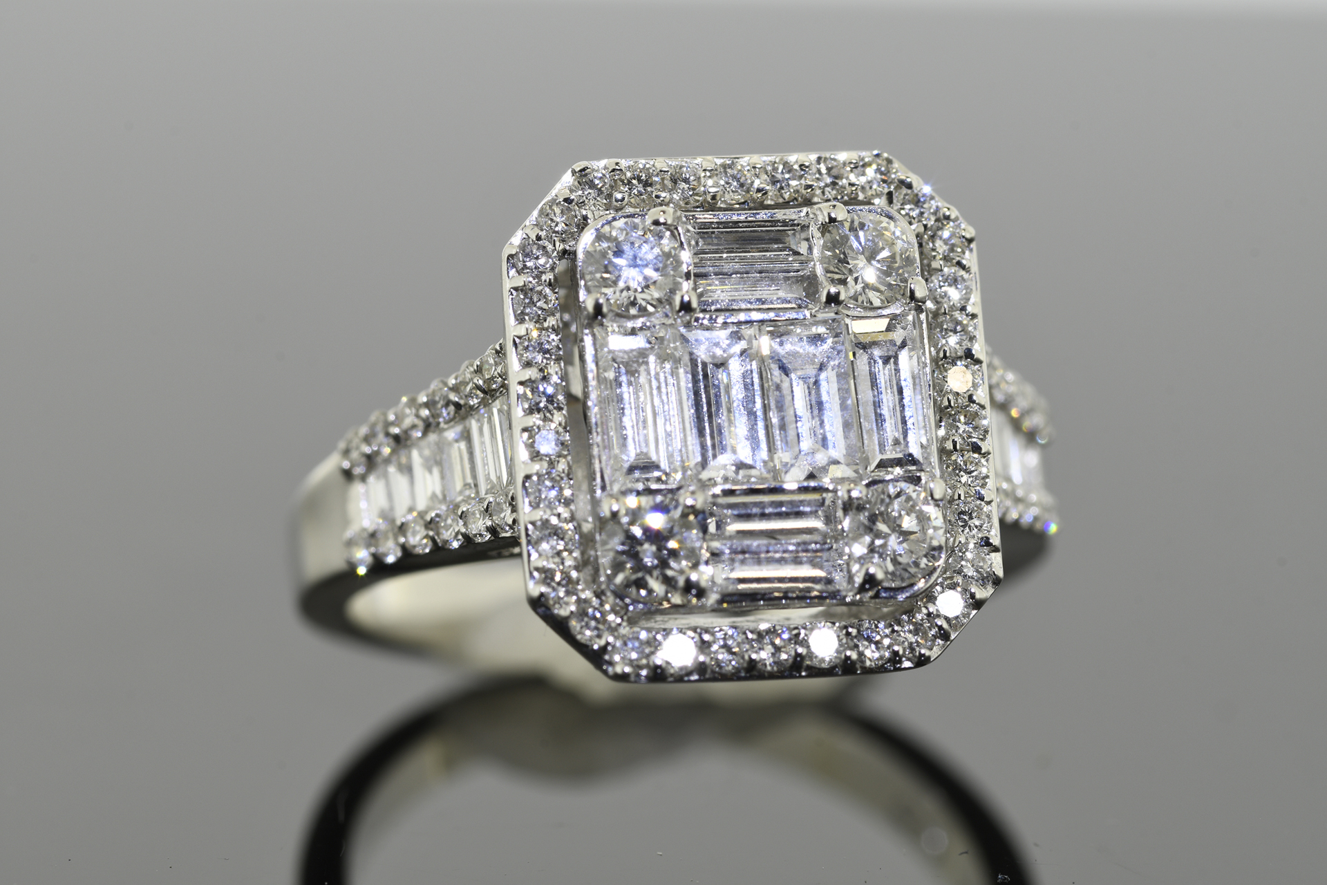 1.67 carat Diamond Ring