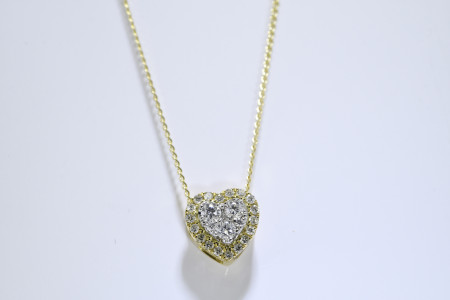 Heart Shaped Diamond Pendant in 18 carat Gold